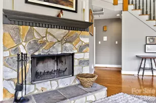 525 Blue Ridge Dr N, Marion, NC 28752 - Photo 10