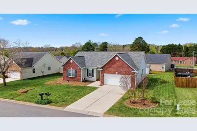 1835 Terrain Drive NW, Conover, NC 28613 - Photo 2