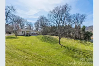 19 Mingus Street, Canton, NC 28716 - Photo 2