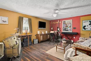 19 Mingus St, Canton, NC 28716 - Photo 16