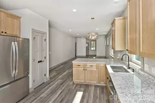 233 Edgewood Rd S, Asheville, NC 28803 - Photo 10