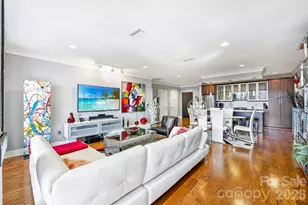 222 S Caldwell St, Charlotte, NC 28202 - Photo 6