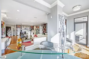 222 S Caldwell St, Charlotte, NC 28202 - Photo 12