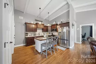 1300 Laurel St NE, Valdese, NC 28690 - Photo 10