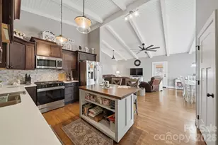 1300 Laurel St NE, Valdese, NC 28690 - Photo 12