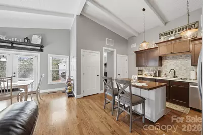 1300 Laurel Street NE, Valdese, NC 28690 - Photo 14