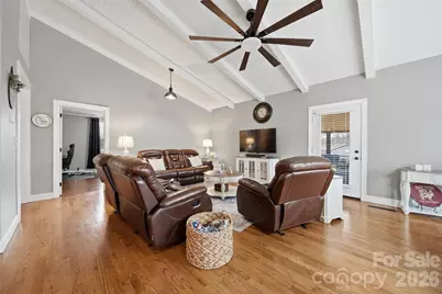 1300 Laurel Street NE, Valdese, NC 28690 - Photo 8