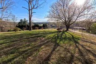 1410 Omni Ln, Lenoir, NC 28645 - Photo 30