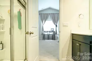 228 Ridgeview Ln, Mars Hill, NC 28754 - Photo 16