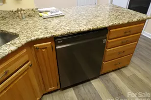 129 Walnut Ave, Yadkinville, NC 27055 - Photo 24