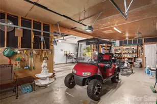 142 Twin Lakes Dr, Candler, NC 28715 - Photo 26