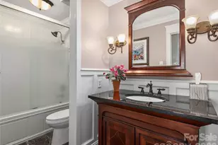 142 Twin Lakes Dr, Candler, NC 28715 - Photo 18