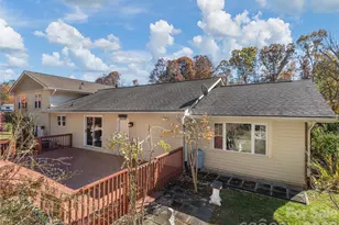 142 Twin Lakes Dr, Candler, NC 28715 - Photo 30