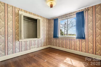 3335 25th Avenue NE, Hickory, NC 28601 - Photo 12