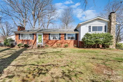 3335 25th Avenue NE, Hickory, NC 28601 - Photo 2