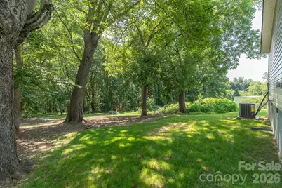 27 Forest Park Road, Marion, NC 28752 - Photo 16