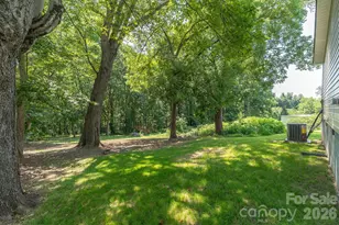 27 Forest Park Rd, Marion, NC 28752 - Photo 16