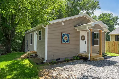 27 Forest Park Road, Marion, NC 28752 - Photo 2