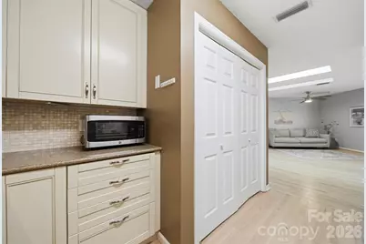 2200 6th Street NW #3A, Hickory, NC 28601 - Photo 16