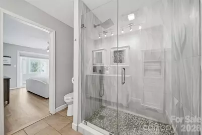 2200 6th Street NW #3A, Hickory, NC 28601 - Photo 24