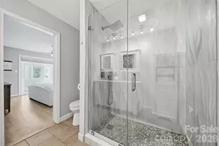 2200 6th St NW, Hickory, NC 28601 - Photo 24