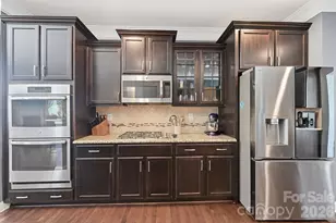 5041 El Molino Dr, Charlotte, NC 28214 - Photo 8