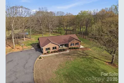 328 Davidson Court, Taylorsville, NC 28681 - Photo 10