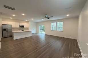 4982 Twin River Dr, Denver, NC 28037 - Photo 2