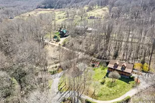 89 Stump Ln, Maggie Valley, NC 28751 - Photo 4