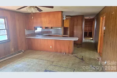 4216 Dawnwood Drive, Gastonia, NC 28056 - Photo 2