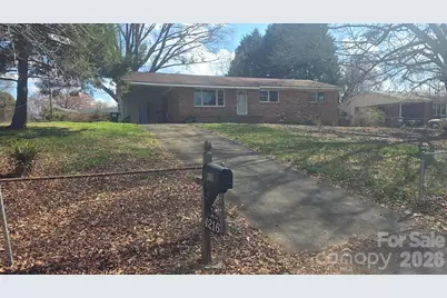 4216 Dawnwood Drive, Gastonia, NC 28056 - Photo 1