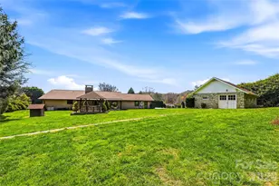 910 Rutledge Annex, Hendersonville, NC 28739 - Photo 32