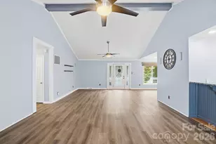 12251 Mallard Ridge Dr, Charlotte, NC 28269 - Photo 10