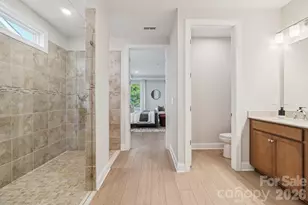 13222 Cozy Ct, Charlotte, NC 28215 - Photo 32