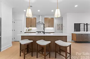 812 Garringer Pl, Charlotte, NC 28208 - Photo 2
