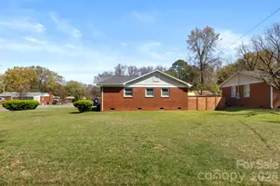 1538 Waddell St, Charlotte, NC 28216 - Photo 38