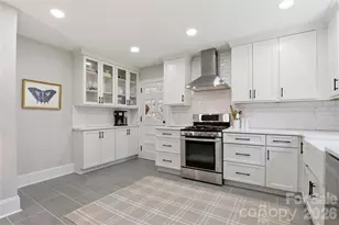 2732 Temple Ln, Charlotte, NC 28205 - Photo 12