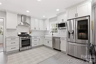 2732 Temple Ln, Charlotte, NC 28205 - Photo 10