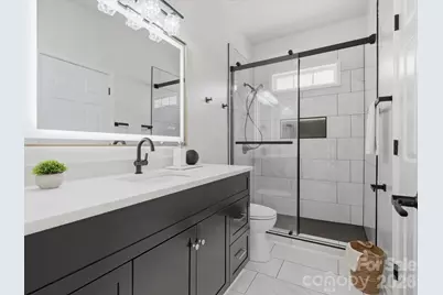 7702 Harrington Woods Road, Charlotte, NC 28269 - Photo 18