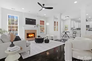 7702 Harrington Woods Rd, Charlotte, NC 28269 - Photo 10