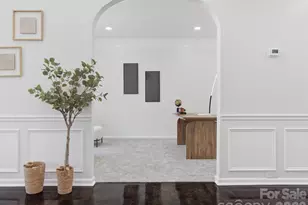 7702 Harrington Woods Rd, Charlotte, NC 28269 - Photo 4