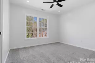 7702 Harrington Woods Rd, Charlotte, NC 28269 - Photo 34