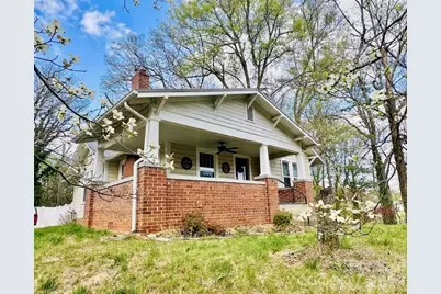 201 East Avenue, Morganton, NC 28655 - Photo 1