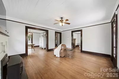 201 East Avenue, Morganton, NC 28655 - Photo 6