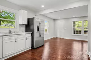 722 S Weldon St, Gastonia, NC 28052 - Photo 8