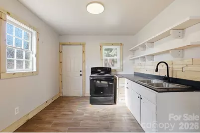 1716 Catherine Simmons Avenue, Charlotte, NC 28216 - Photo 12