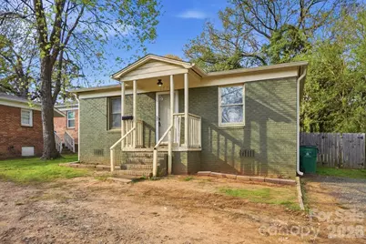 1716 Catherine Simmons Avenue, Charlotte, NC 28216 - Photo 4