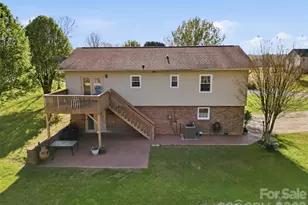 3918 Plum St, Conover, NC 28613 - Photo 26