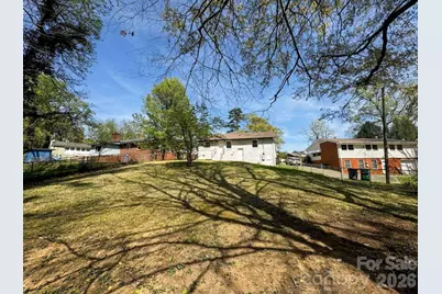 1423 Chelveston Drive, Charlotte, NC 28208 - Photo 20