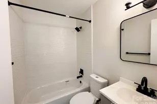 1423 Chelveston Dr, Charlotte, NC 28208 - Photo 8